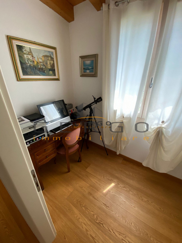 (Per INFO Cristina 3389226442) Ad Albignasego, in zona tranquilla e vicina al centro, proponiamo ...