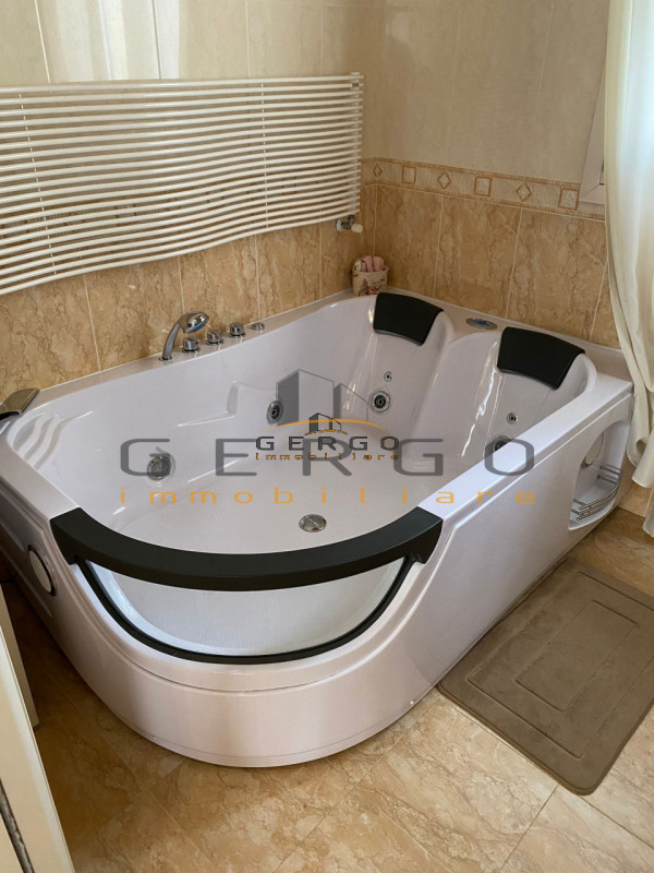 (Per INFO Cristina 3389226442) Ad Albignasego, in zona tranquilla e vicina al centro, proponiamo ...