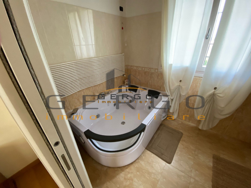 (Per INFO Cristina 3389226442) Ad Albignasego, in zona tranquilla e vicina al centro, proponiamo ...