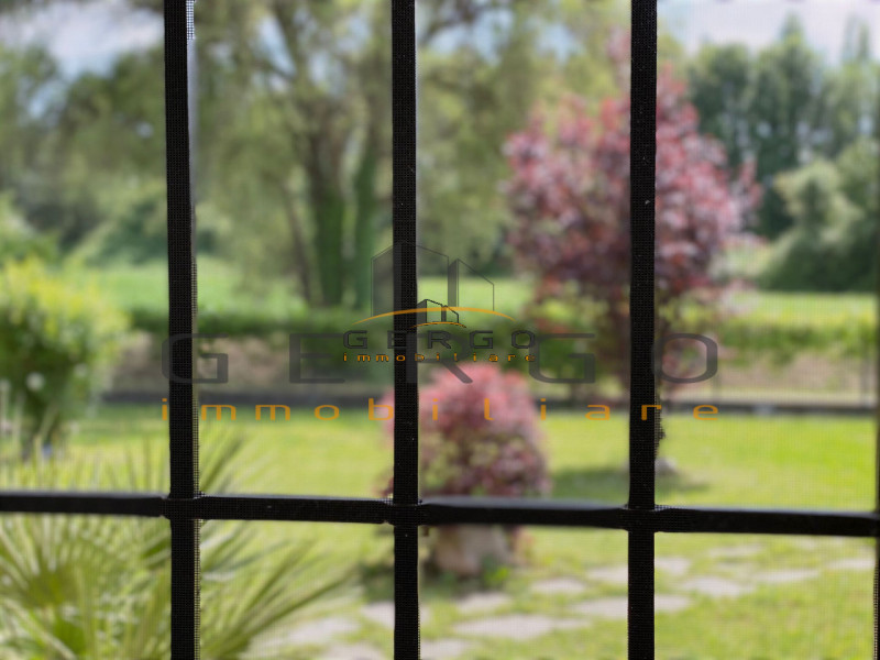 (Per INFO Cristina 3389226442) Ad Albignasego, in zona tranquilla e vicina al centro, proponiamo ...