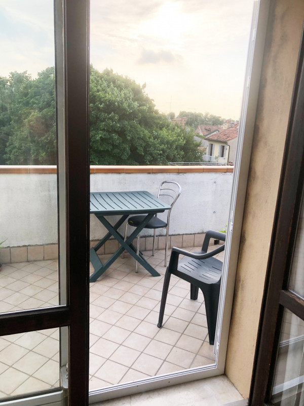 (Per INFO Cristina 3389226442) A Padova, zona Savonarola, in palazzina con ascensore, proponiamo ...