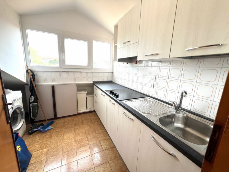 (Per INFO Cristina 3389226442) A Padova, zona Savonarola, in palazzina con ascensore, proponiamo ...