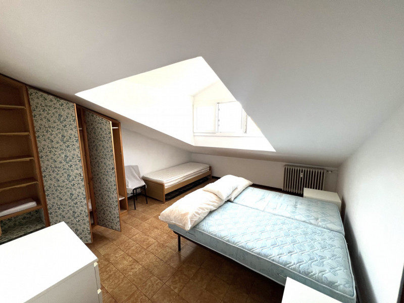 (Per INFO Cristina 3389226442) A Padova, zona Savonarola, in palazzina con ascensore, proponiamo ...