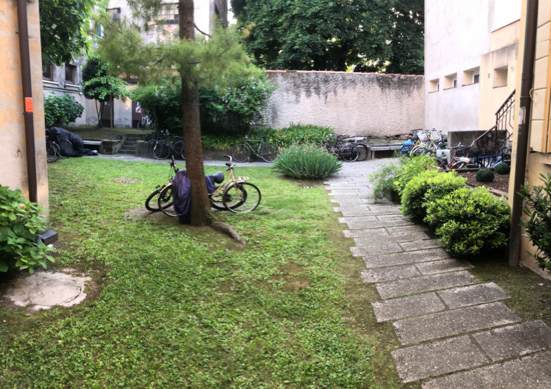 (Per INFO Cristina 3389226442) A Padova, zona Savonarola, in palazzina con ascensore, proponiamo ...