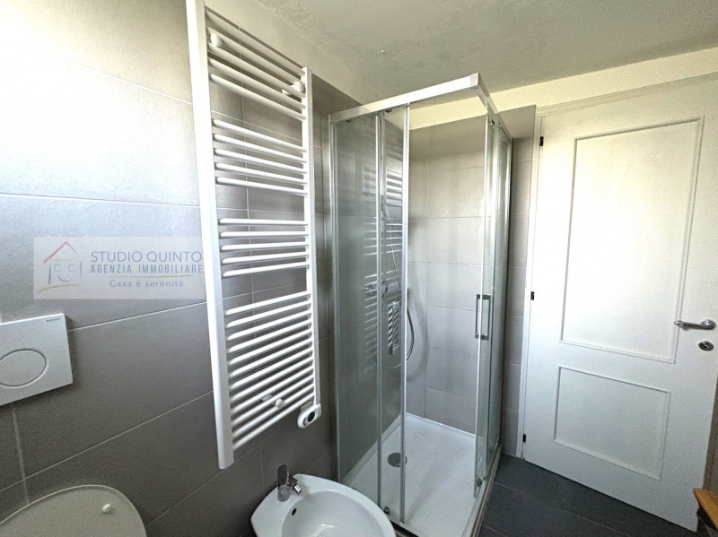 In zona verde e tranquilla a Quinto di Treviso, presentiamo questa porzione di casa su due livell...