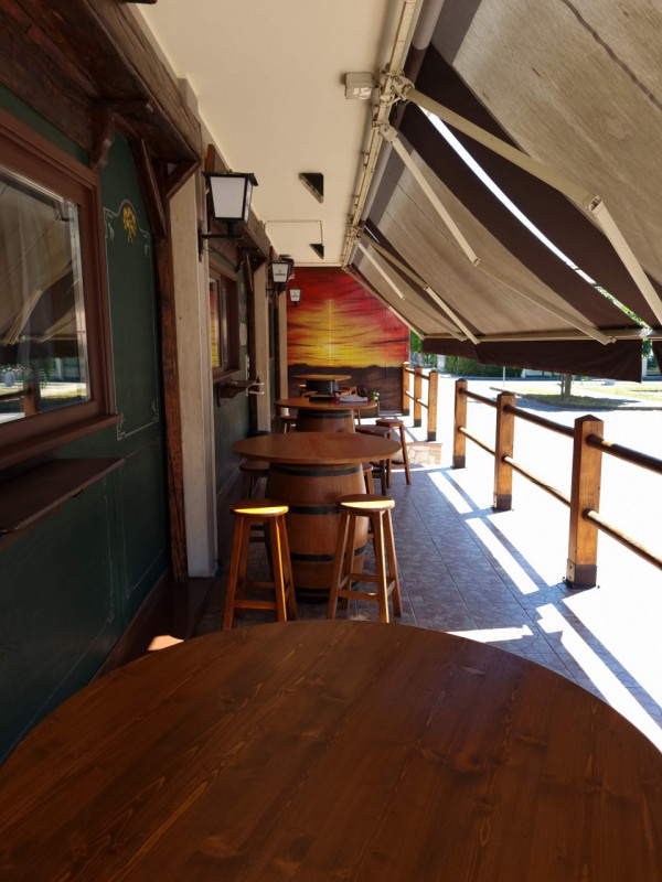 Situata in centro Paese, a mt.50 dalla Piazza Principale, proponiamo in Vendita Attività di Birre...