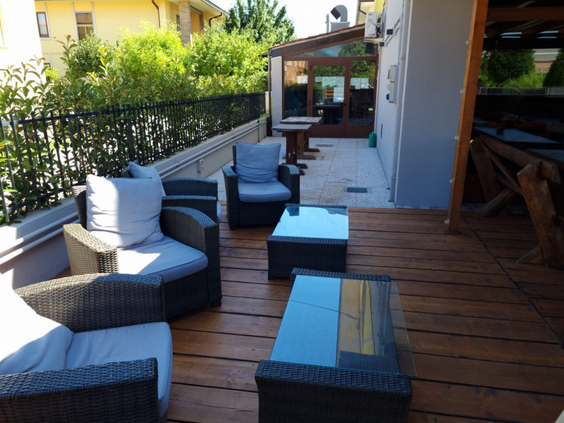 Situata in centro Paese, a mt.50 dalla Piazza Principale, proponiamo in Vendita Attività di Birre...