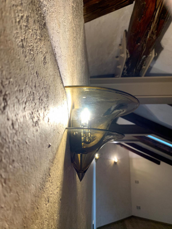 murano, su palazzina di 6 unità appartamento al secondo ed ultimo piano egregiamente ristrutturat...