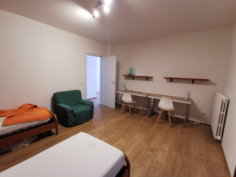 Disponibili 3 POSTI LETTO 

Poco distante dal centro di Legnaro e dal campus Agripolis, c.a 10 Mi...