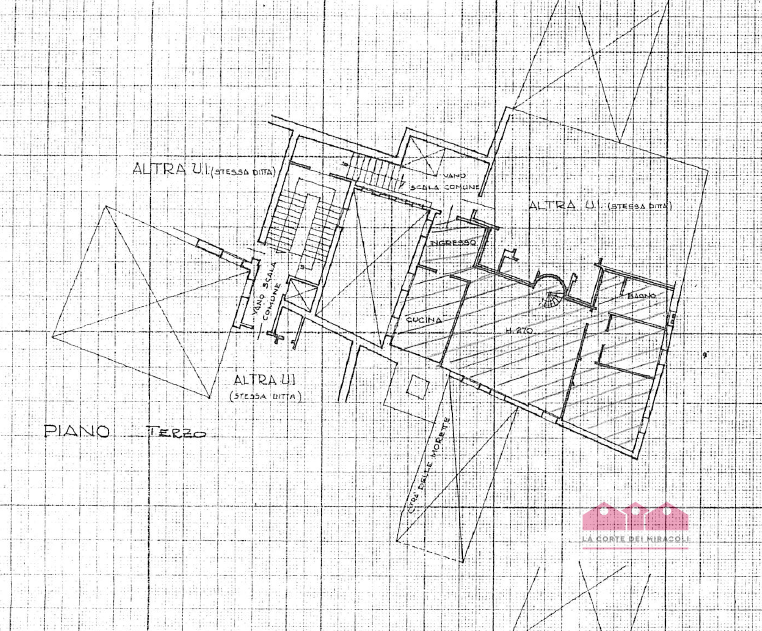 DISPONIBILE DA MAGGIO 2026 - CENTRO STORICO: TRICAMERE DUPLEX ALL' ULTIMO PIANO CON ASCENSORE. CA...