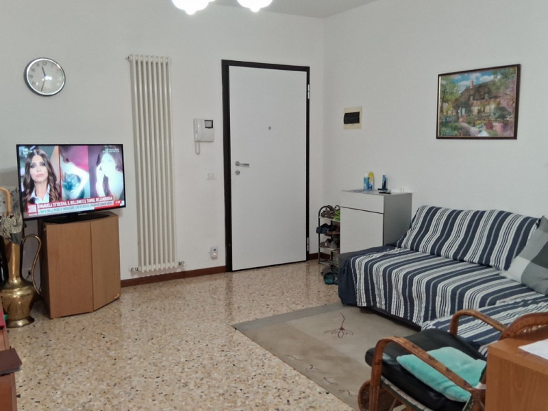 Santa Croce Bigolina. Eccolo! L'appartamento che stavi aspettando: comodo a tutto, ai negozi, all...