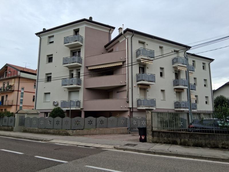 Santa Croce Bigolina. Eccolo! L'appartamento che stavi aspettando: comodo a tutto, ai negozi, all...