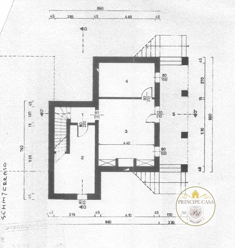 Rif. S399 – In uno dei quartieri residenziali più tranquilli del suggestivo paese collinare di Ba...
