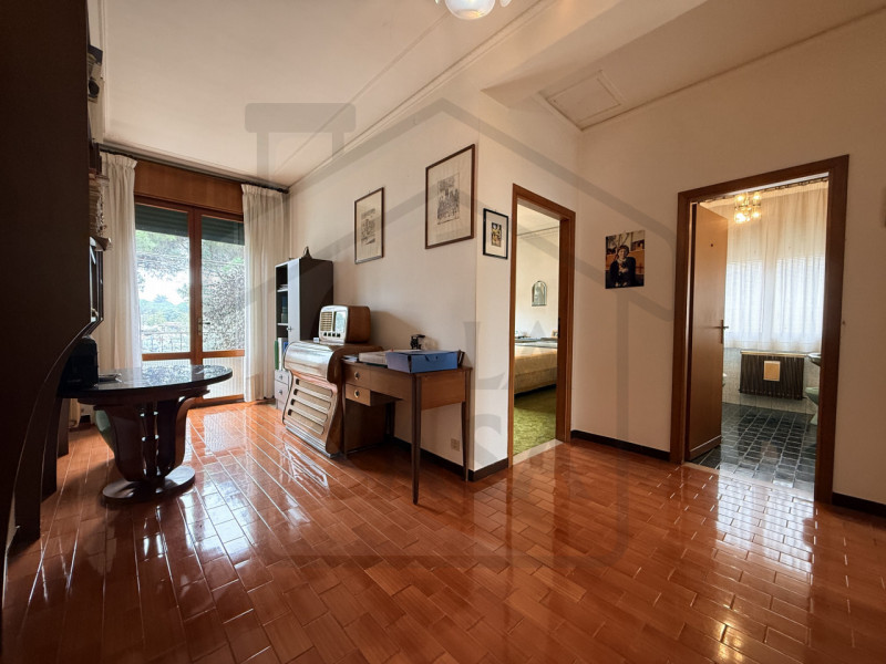 MONTEGROTTO TERME - Casa singola nel cuore della città termale, sviluppata su due livelli fuori t...