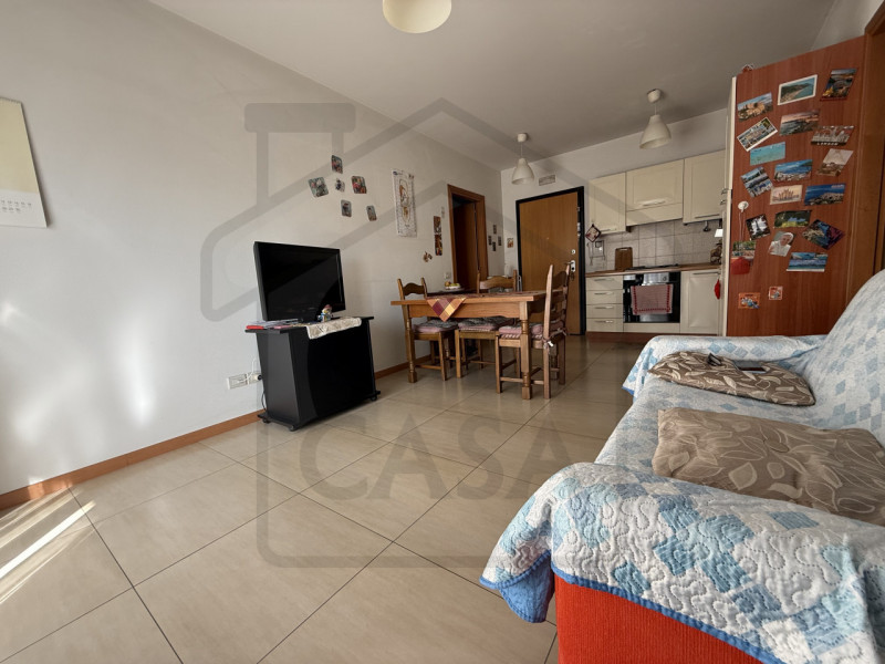 MONTEGROTTO TERME - Luminoso e comodo appartamento trilocale in centro, ubicato al secondo piano ...