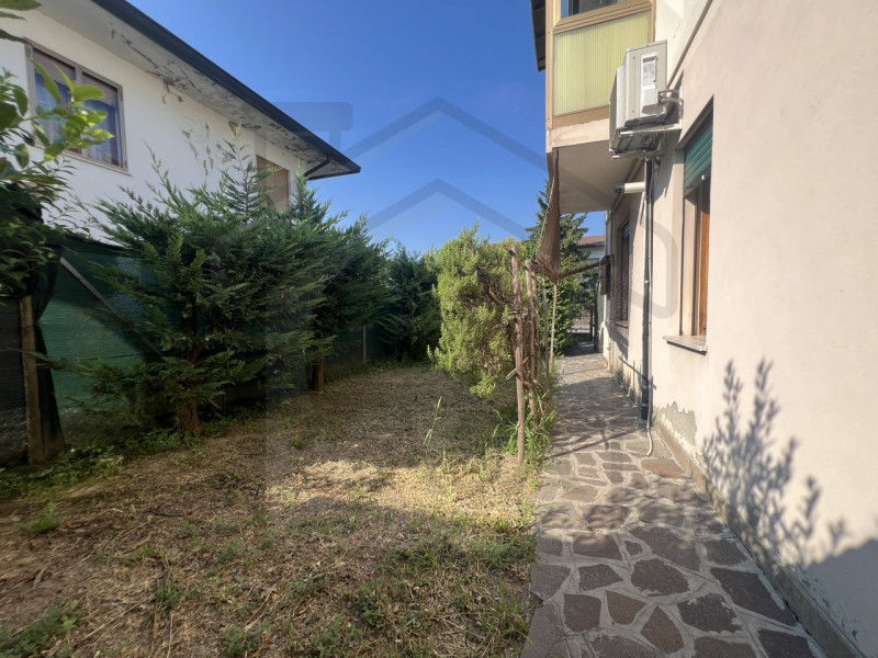 MONTEGROTTO TERME - Porzione di bifamiliare situata nella rinomata zona Bertha, nel centro di Mon...