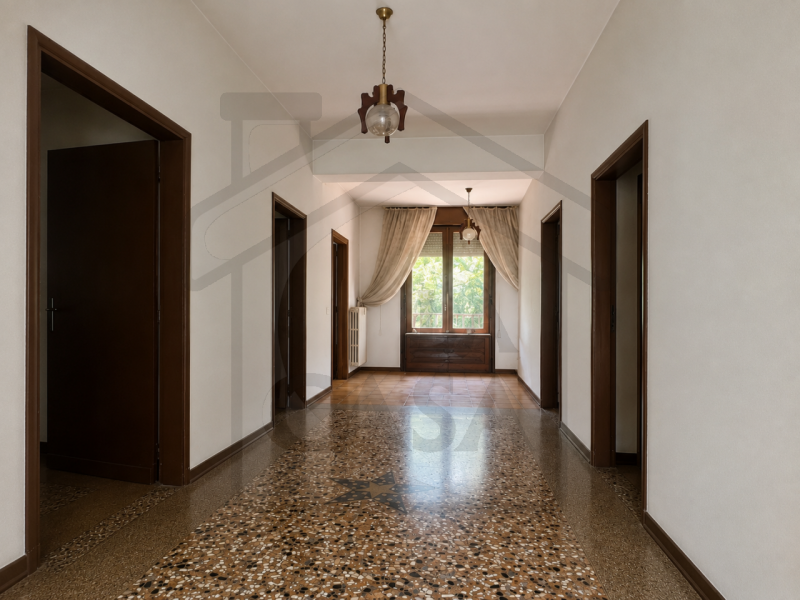 MONTEGROTTO TERME - In località Mezzavia, a breve distanza dal centro di Montegrotto Terme, propo...