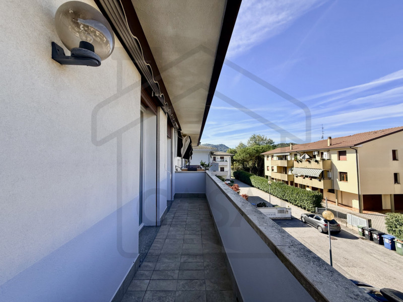 MONTEGROTTO TERME - In una zona residenziale tranquilla, nella frazione Mezzavia di Montegrotto T...