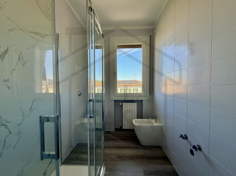 MONTEGROTTO TERME - In una zona residenziale tranquilla, nella frazione Mezzavia di Montegrotto T...