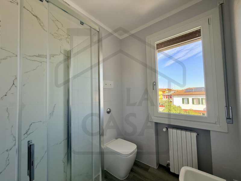 MONTEGROTTO TERME - In una zona residenziale tranquilla, nella frazione Mezzavia di Montegrotto T...