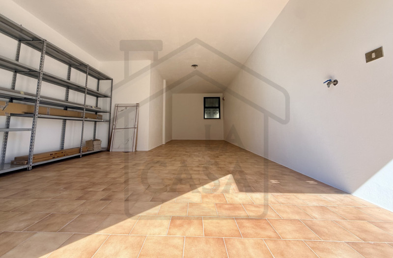 MONTEGROTTO TERME - In una zona residenziale tranquilla, nella frazione Mezzavia di Montegrotto T...