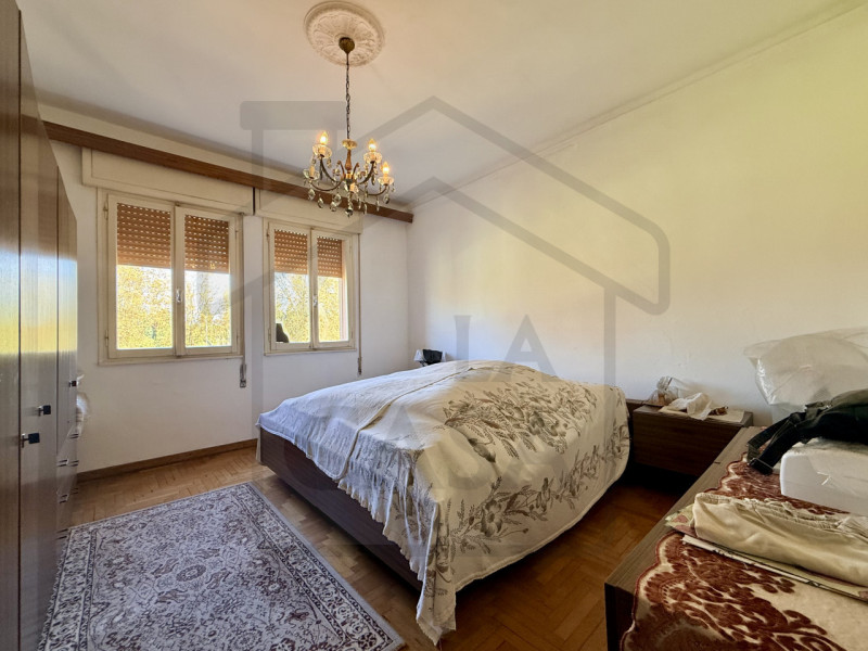 MONTEGROTTO TERME - In una splendida zona verde di Montegrotto Terme, precisamente nella tranquil...