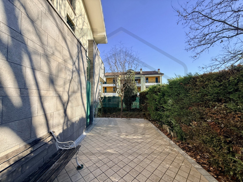 ABANO TERME - In una delle zone più prestigiose e ricercate della rinomata città termale di Abano...