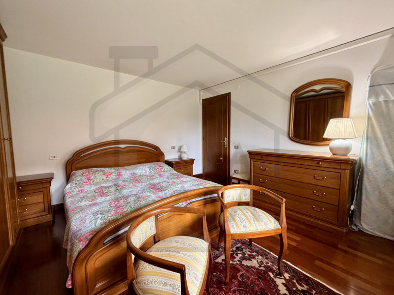 ABANO TERME - In uno dei quartieri più verdi e prestigiosi di Abano Terme, immersa nella quiete e...