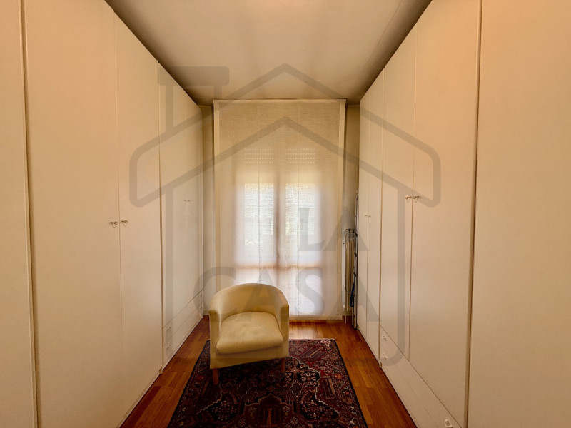 ABANO TERME - In uno dei quartieri più verdi e prestigiosi di Abano Terme, immersa nella quiete e...