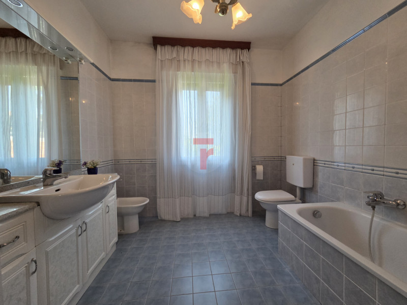 Padova - Isola Di Torre - Casa singola inserita in contesto residenziale ai confini del Comune di...