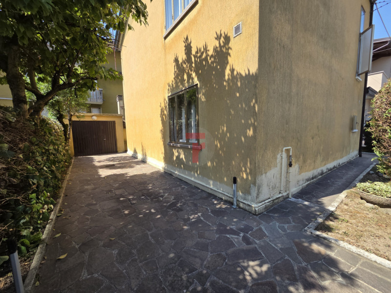 Padova - Isola Di Torre - Casa singola inserita in contesto residenziale ai confini del Comune di...