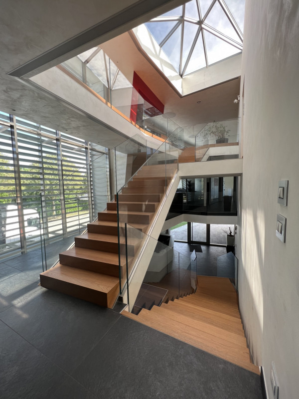 Nel cuore della zona industriale di Mestrino, a pochi passi dal centro e dai principali servizi, ...