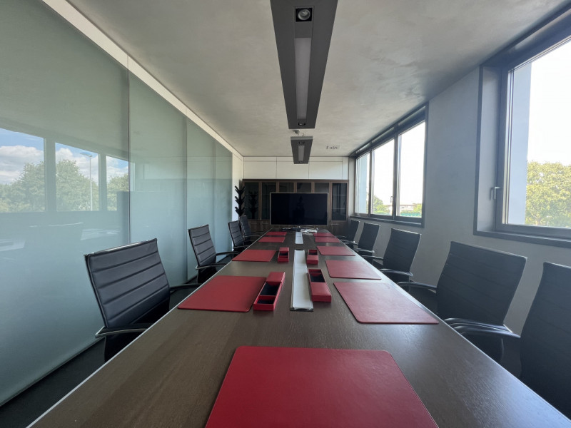 Nel cuore della zona industriale di Mestrino, a pochi passi dal centro e dai principali servizi, ...