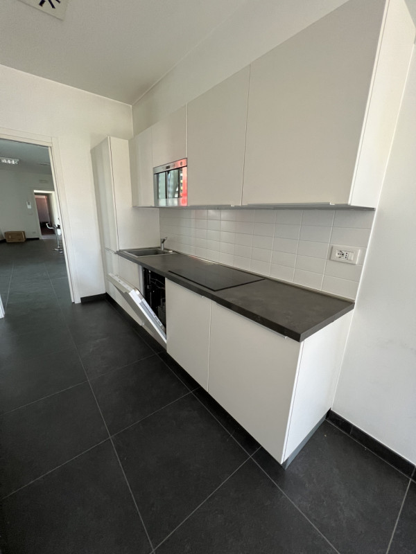 Nel cuore della zona industriale di Mestrino, a pochi passi dal centro e dai principali servizi, ...