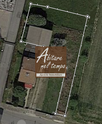 TOMBOLO

Nelle vicinanze di Cittadella ed ai maggiori servizi, vi proponiamo un rustico immerso n...