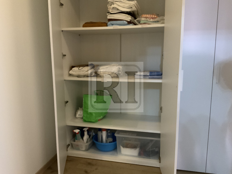 Scopri il tuo nuovo rifugio nel cuore di Limena! Questo splendido appartamento arredato, situato ...