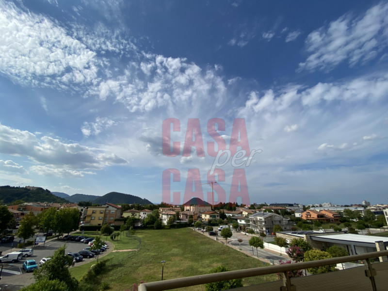 Rif A100 MONTEGROTTO TERME:
In una palazzina ben curata, a due passi dal centro di Abano,  vicino...