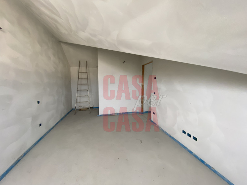 Rif A100 MONTEGROTTO TERME:
In una palazzina ben curata, a due passi dal centro di Abano,  vicino...