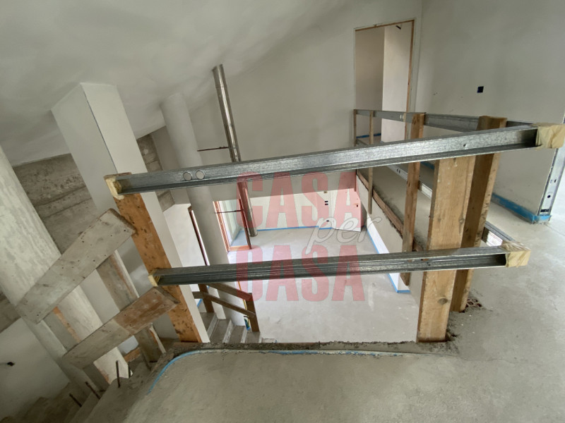 Rif A100 MONTEGROTTO TERME:
In una palazzina ben curata, a due passi dal centro di Abano,  vicino...