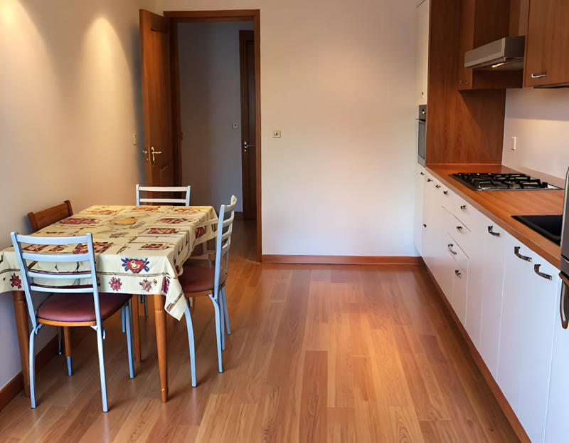 (Per INFO Cristina 3389226442) A Padova, in zona Ognissanti, proponiamo in affitto appartamento a...