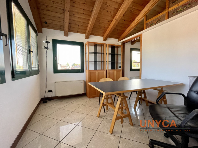 Chiesanuova - Padova: siete alla ricerca di un ufficio comodo alle principali via di comunicazion...