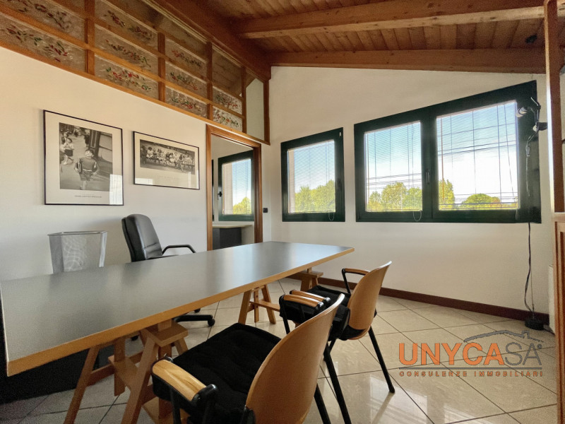 Chiesanuova - Padova: siete alla ricerca di un ufficio comodo alle principali via di comunicazion...