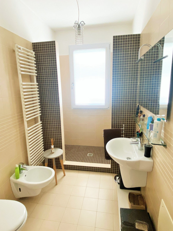 Castelfranco V.to: a 700 mt dalle antiche mura cittadine, proponiamo alla vendita questa abitazio...