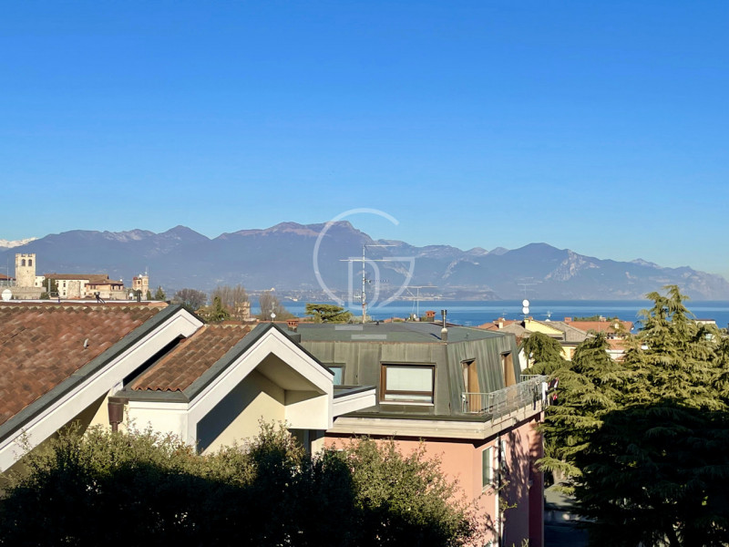 Desenzano del Garda Vendita Appartamento quadrilocale