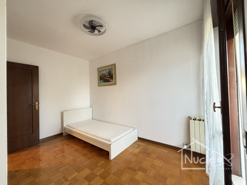 ABANO TERME: si propone in affitto in zona centrale al paese di Abano Terme appartamento situato ...