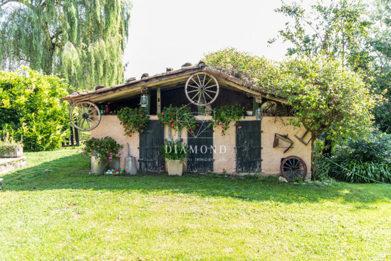 Monfumo versante nord:  casale tipico della zona, isolato ed immerso nel verde, con destinazione ...
