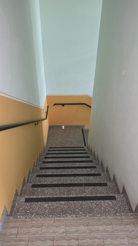 A Trissino, in posizione strategica e comoda alla principale viabilità del paese, proponiamo in v...