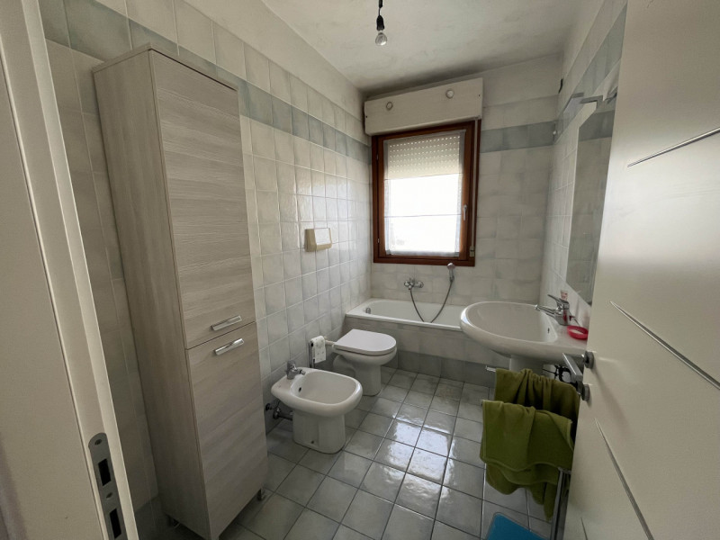 RIF:OM42 MESTRINO CENTRO Proponiamo in locazione appartamento arredato nel centro di Mestrino lib...