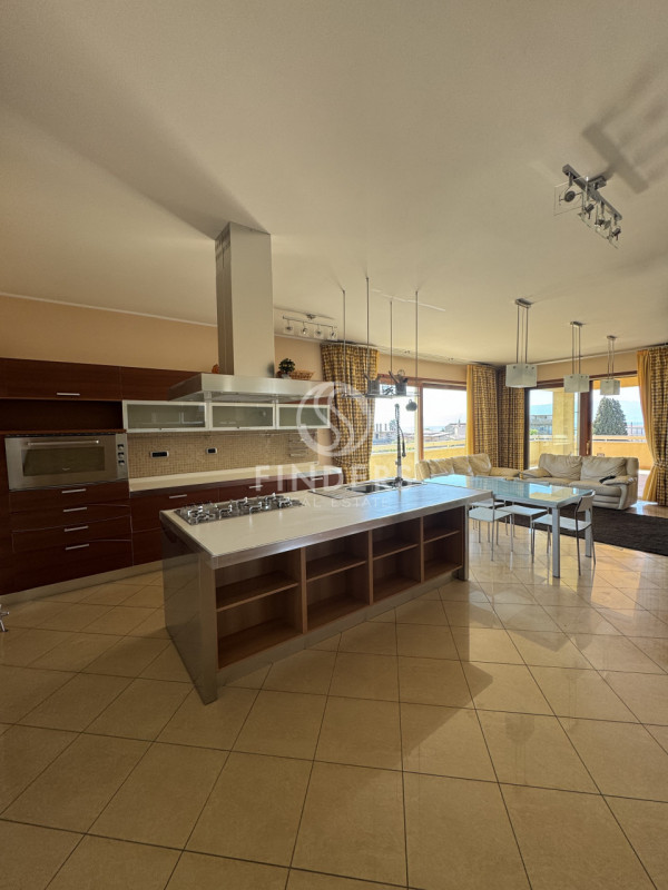 Reggio di Calabria Vendita Appartamento quadrilocale