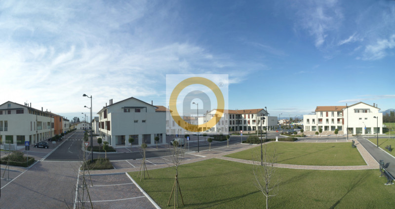 Rosà Affitto Negozio